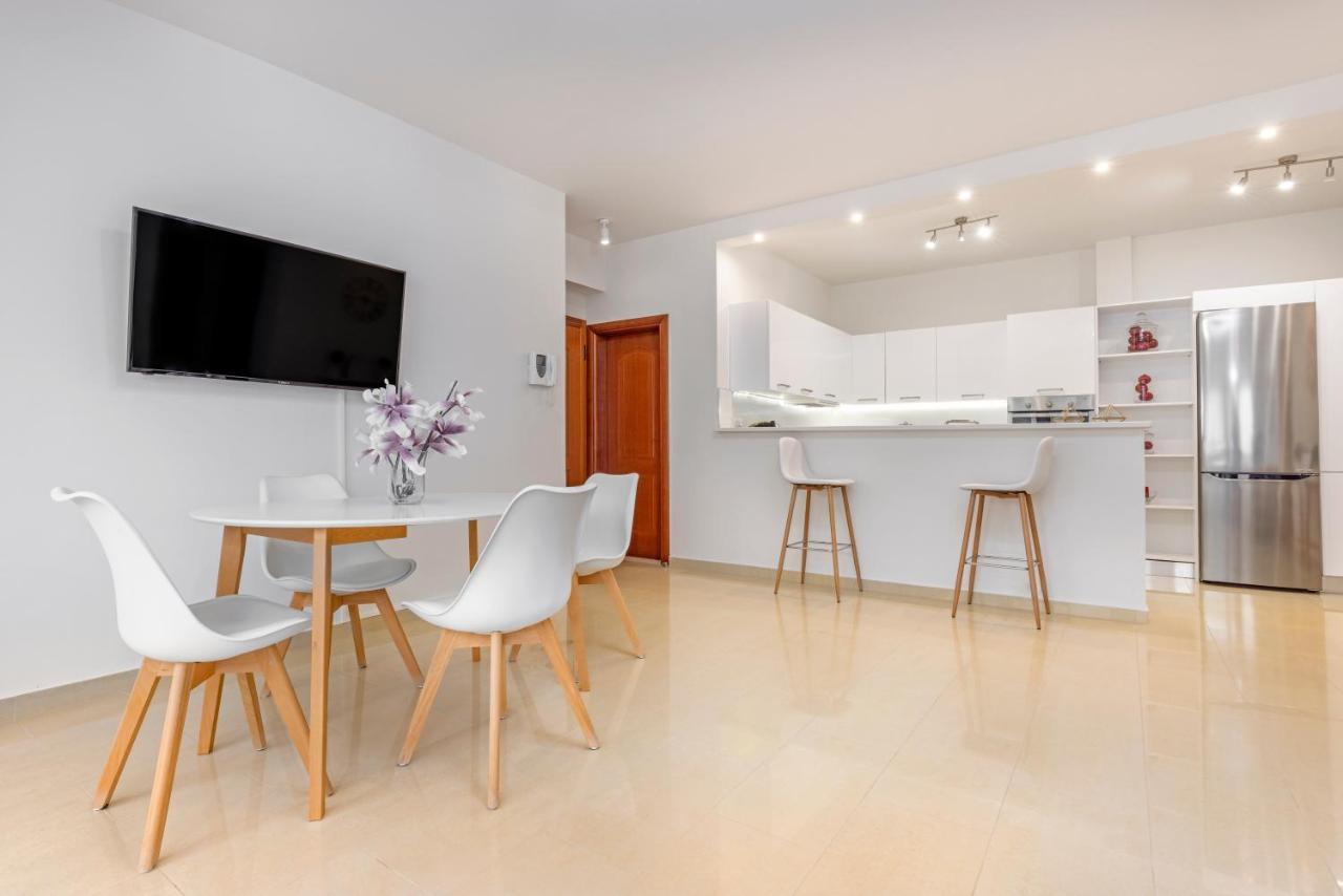 Luxurious Close To The Sea Apartment Rhodes City