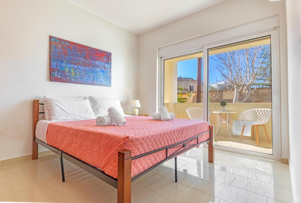 Luxurious Close To The Sea Apartment *